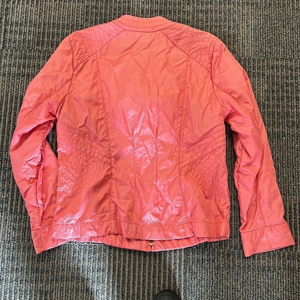 Chicos Zenergy women’s coral jacket size 1 reg - Picture 3 of 5